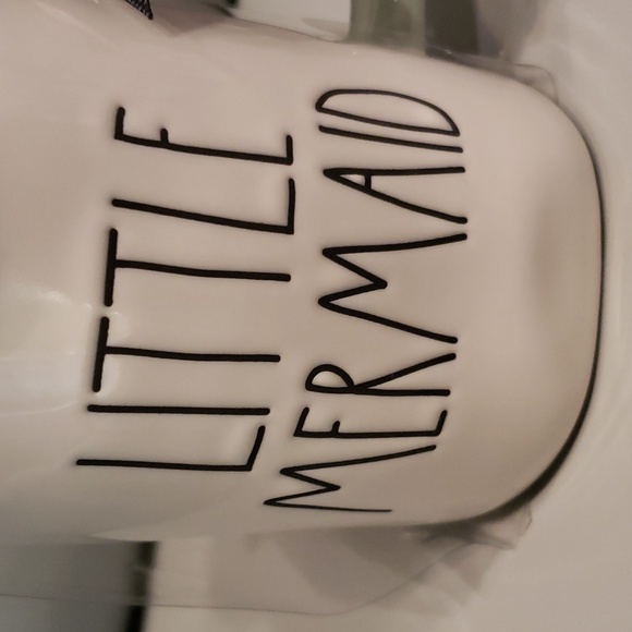 Rae Dunn “Little Mermaid" with Mermaid Tail lid Mug NWT - Picture 4 of 7